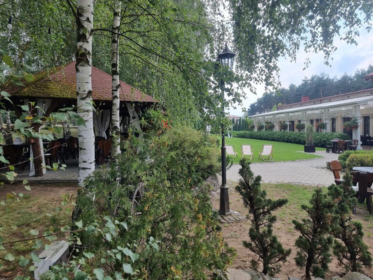 Dworek Za Lasem