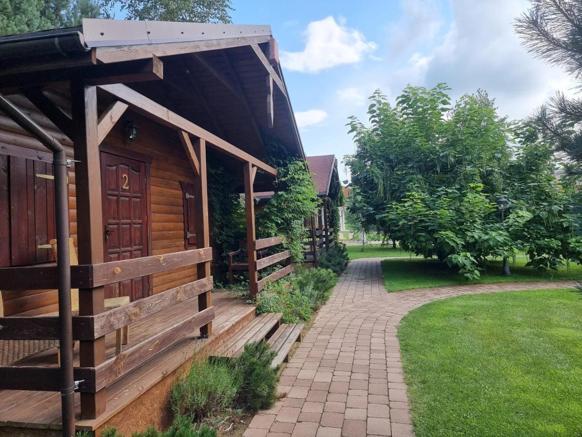 Hotel Dworek Za Lasem